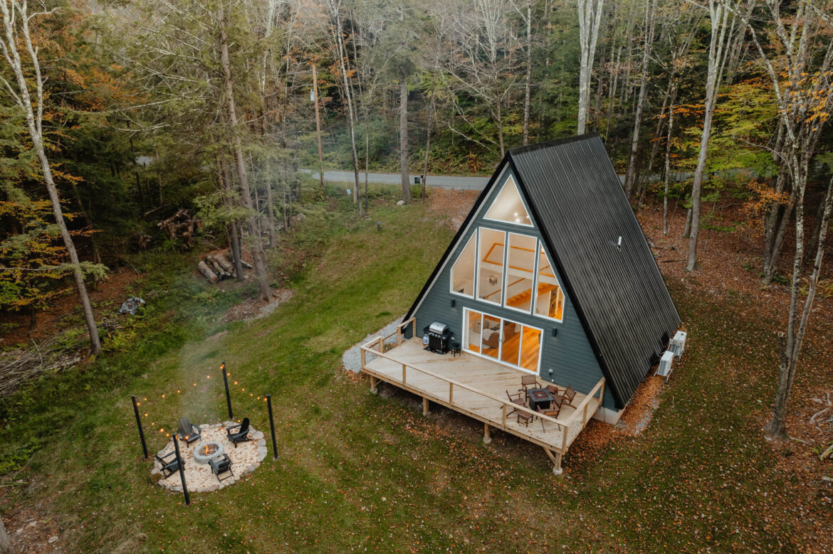 Grundstück eines Tiny House, welches 50 qm groß ist, mit Garten in NRW